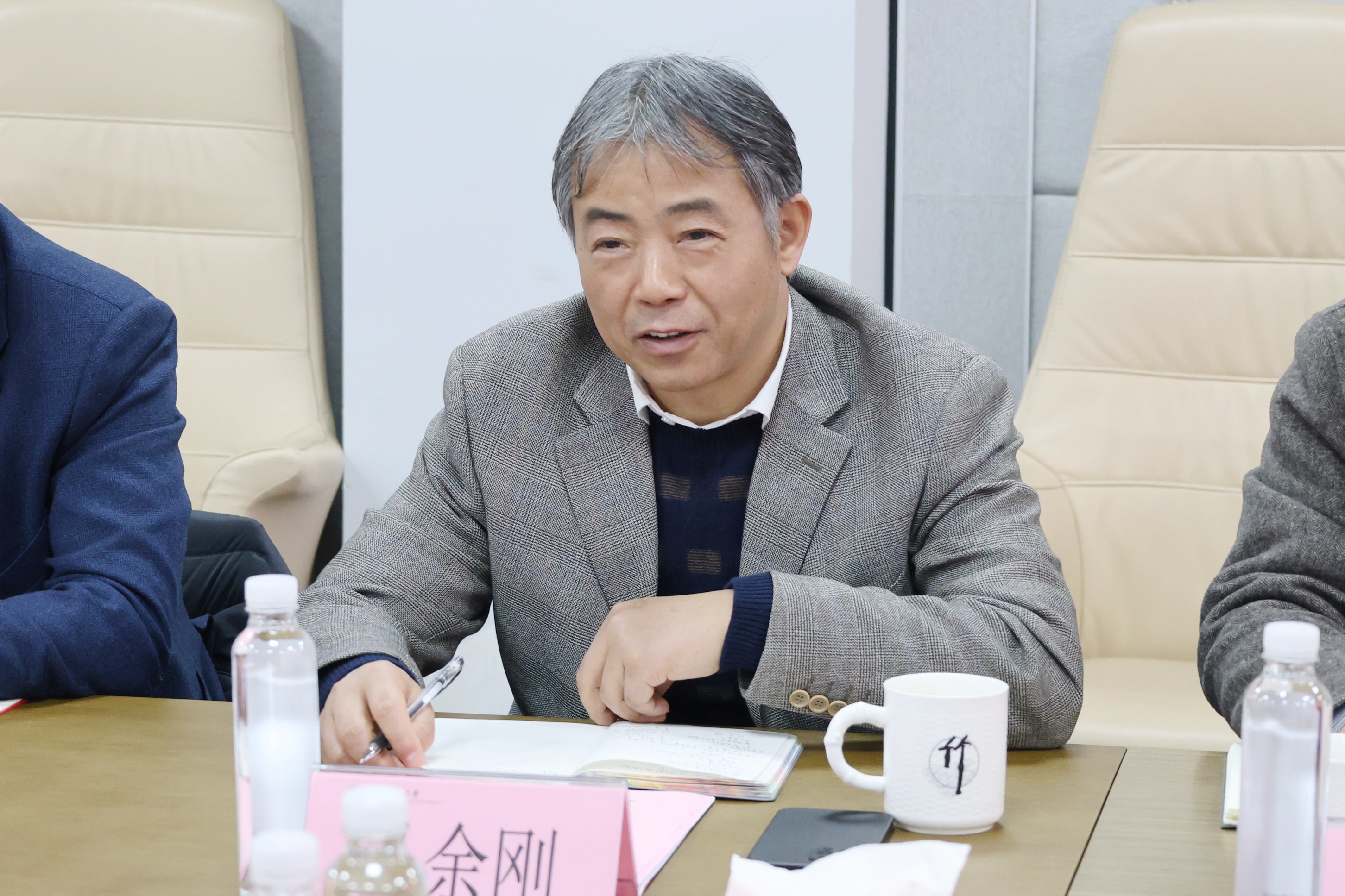 AQ9A5221.JPG