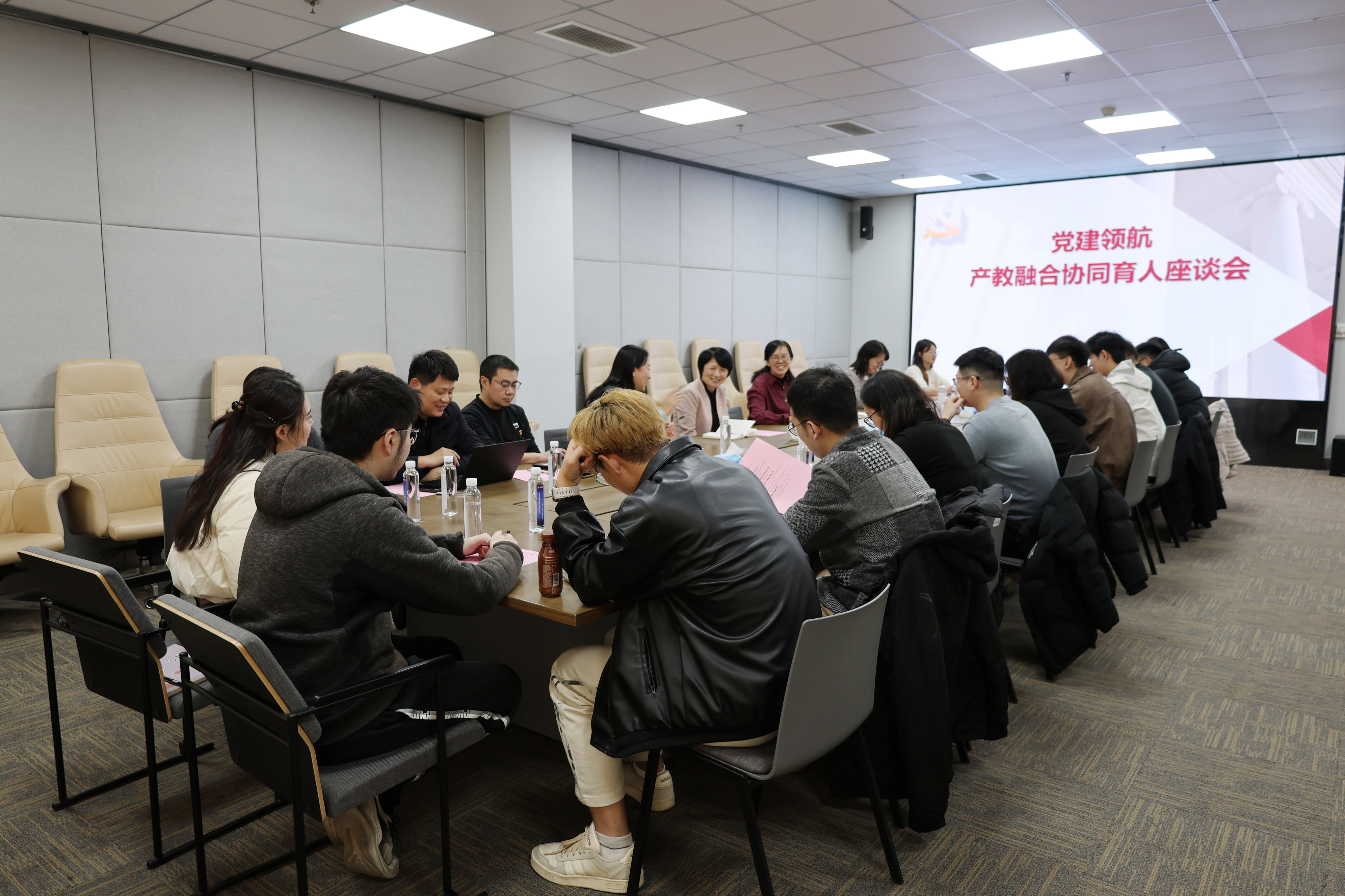 微信图片_20251222133925_531_78.jpg 微信图片_20251222133925_531_78.jpg
